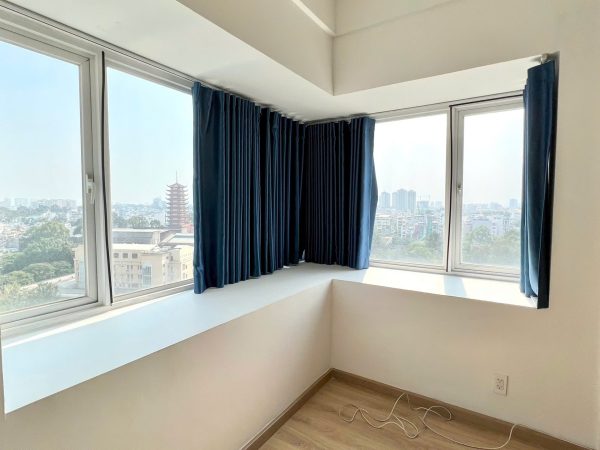 can-ho-2-phong-ngu-charmington-la-pointe